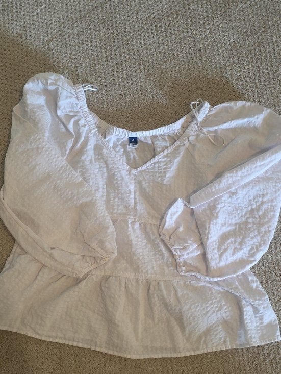 Old Navy Tops - Old Navy White Peasant Blouse